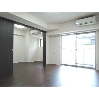 【居間・リビング】 | プレール・ドゥーク両国Ⅱ | 使いやすいリビングです