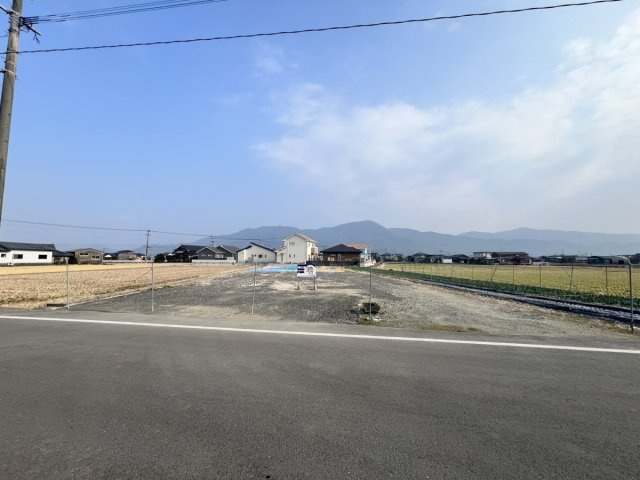 千丁町新牟田　事業用地の外観