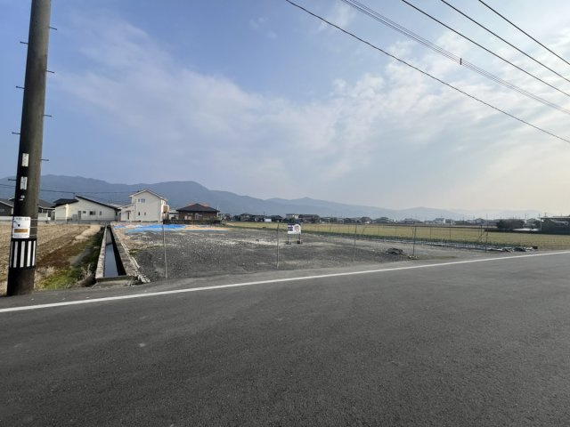 千丁町新牟田　事業用地の外観