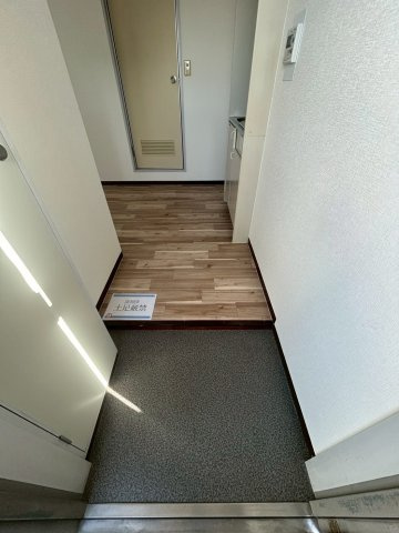 ベルフィーユNARUOの玄関