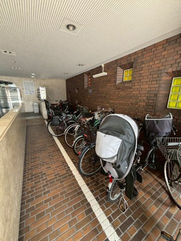レスポアール南堀江のロビー|建物の内部です