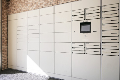 【その他共用部分】 | PHOENIX Clove Tomoi | 宅配ボックスです