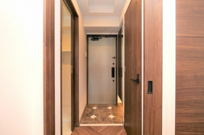 【玄関】 | PHOENIX Clove Tomoi | きれいな玄関です