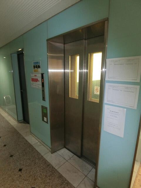 ドゥーエ代々木のその他共用部分|エレベータです 