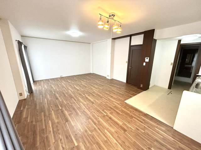 中古住宅　岩井のキッチン|ＬＤＫ