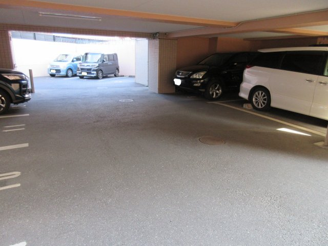 テングッド祖原の駐車場