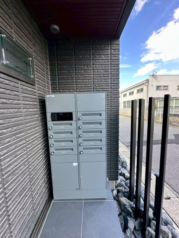 ホワイトガーデン西宮中島町の外観