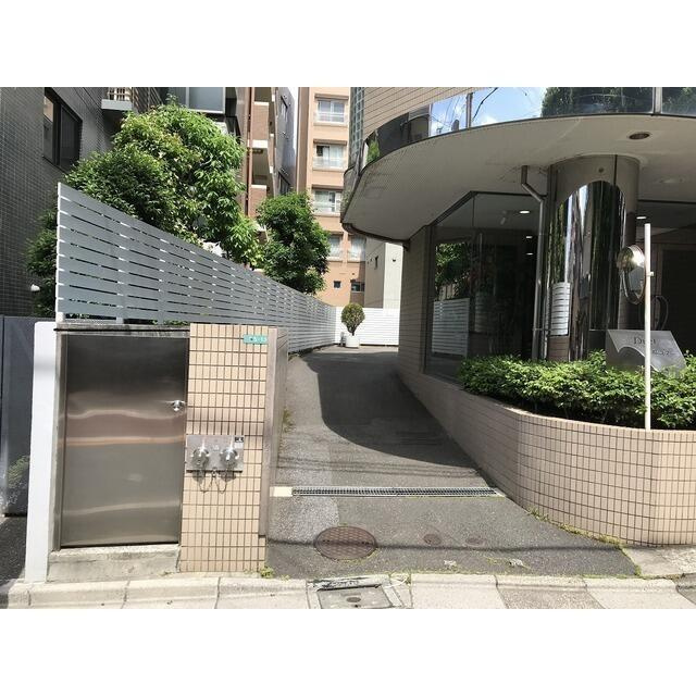 デュエット都立大のその他共用部分|駐車場入口 