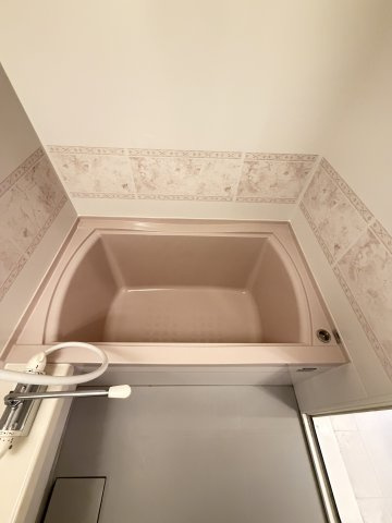 ロイヤルメゾン六甲Ⅴの浴室