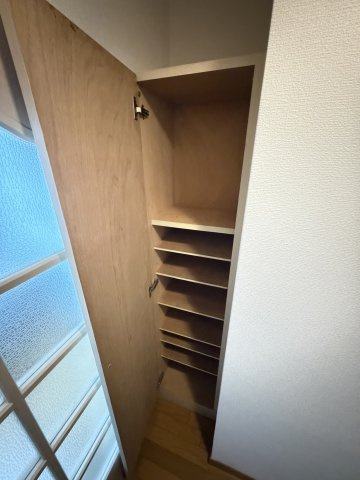 ロイヤルメゾン六甲Ⅴの収納