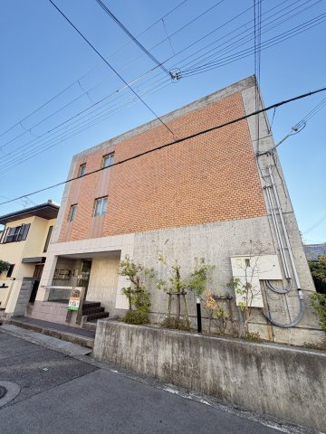 ロイヤルメゾン六甲Ⅴの外観