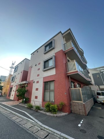 テゾーロカーザの外観