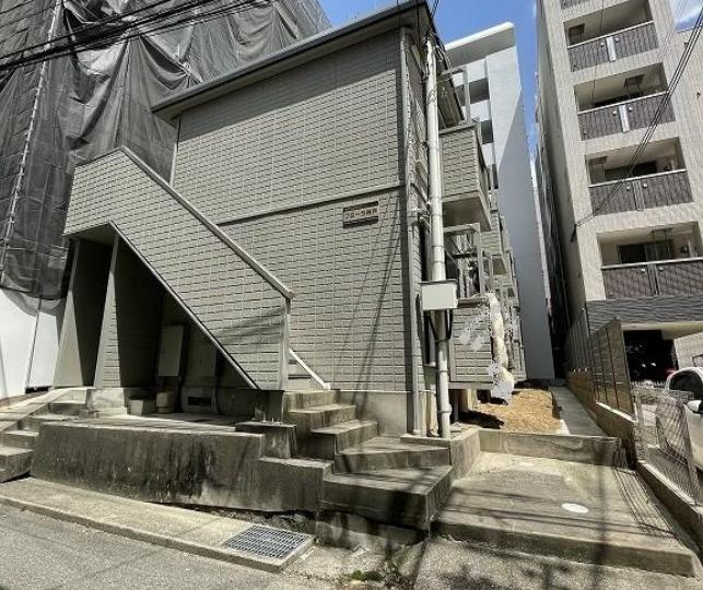 フローラ神戸の外観