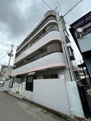 ベルトピア東灘の外観