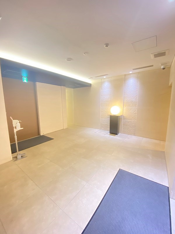 ドレッセ目黒大橋プレヴィのロビー