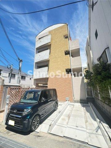 ペルル芦屋の外観