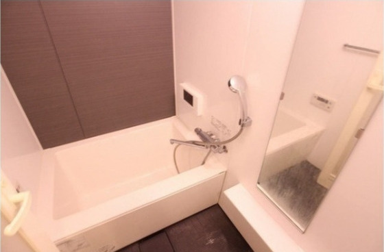 パークフラッツ中目黒　ペット相談　ウォークインクロゼット　南向きの浴室