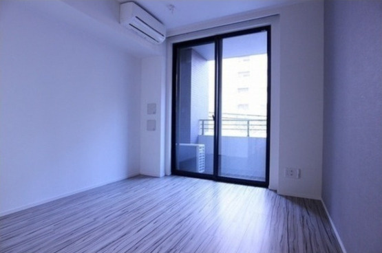 パークフラッツ中目黒　ペット相談　ウォークインクロゼット　南向きの居間・リビング