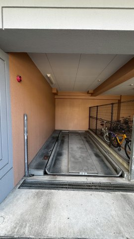 テングット昭代の駐車場