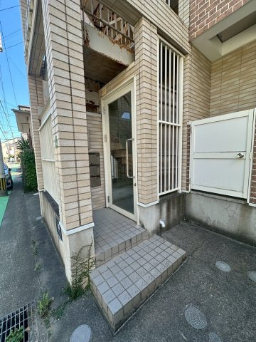 ドリームパレス愛宕Ｂのエントランス