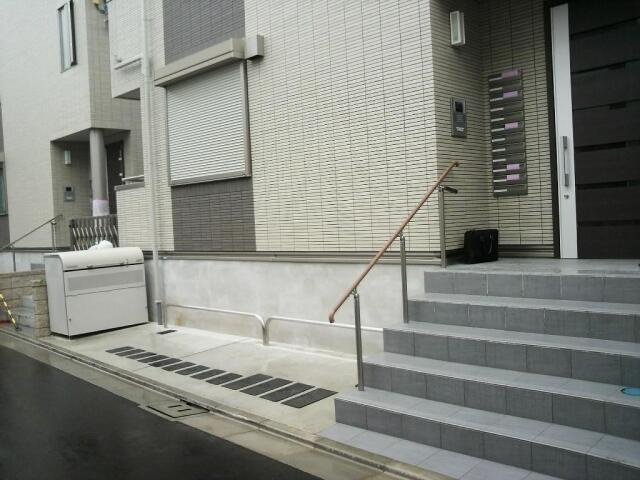 テラスド代々木Ⅱのエントランス