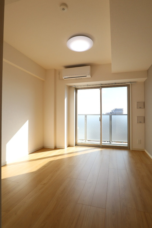 レジデンス船橋東中山の居間・リビング