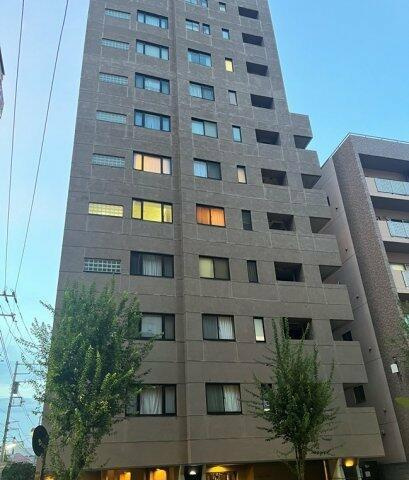 トゥールロワイヤル三軒茶屋