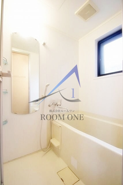 ディアコート荻窪の浴室|お風呂です。