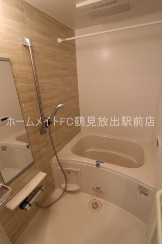 東大阪市稲田本町３丁目のアパートの浴室