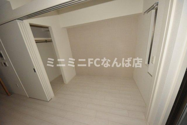 セレニテ難波ミラク弐番館の寝室