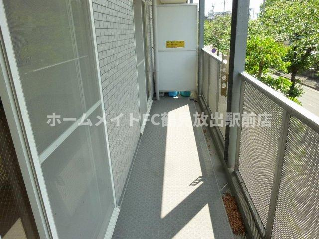 大阪市鶴見区諸口６丁目の賃貸マンションのバルコニー
