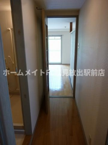 大阪市鶴見区諸口６丁目の賃貸マンションの内装