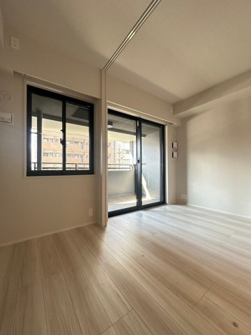 パークリュクス博多駅前 の居間・リビング