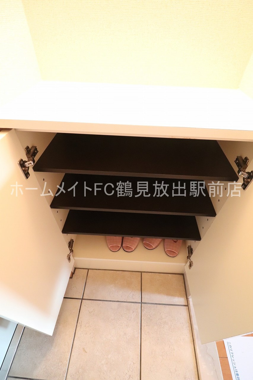 東大阪市森河内西２丁目の賃貸マンションの収納