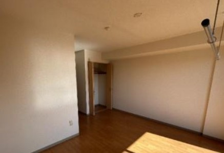 プラージュ南与野の居間・リビング|※同建物別部屋参考写真