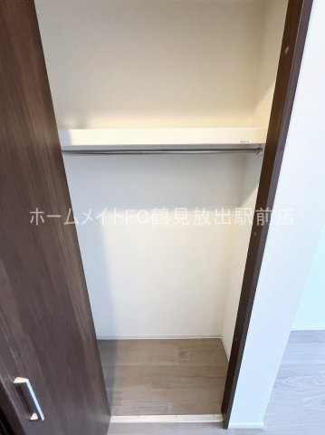 東大阪市高井田西６丁目の賃貸マンションの収納
