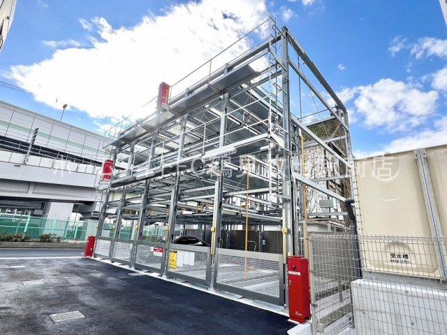 東大阪市高井田西６丁目の賃貸マンションの駐車場