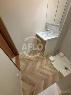 【洗面所】 | ナガモリ鶴橋ビル | ナガモリ鶴橋ビル　洗面脱衣所