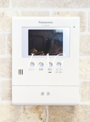 【セキュリティ】 | 馬込コーポビアネーズ | モニター付きインターホンです。