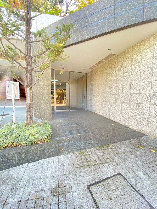 パークアクシス恵比寿のエントランス