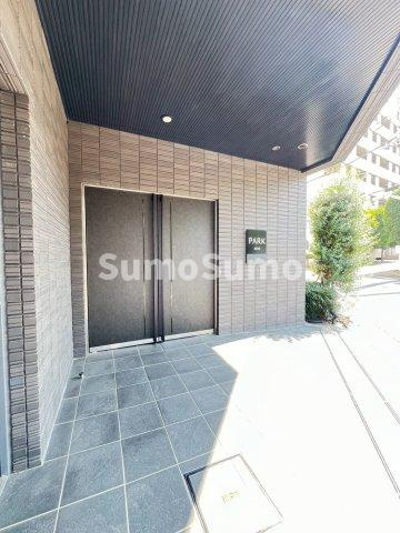パークアクシス三宿のエントランス|毎日通るエントランスはこのようになっています