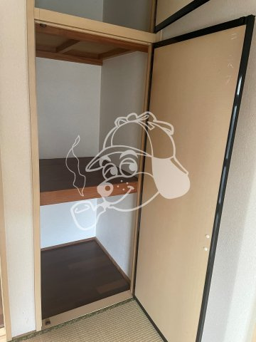新田借家5-2の収納|こまごまとしたものを収納できそうですね