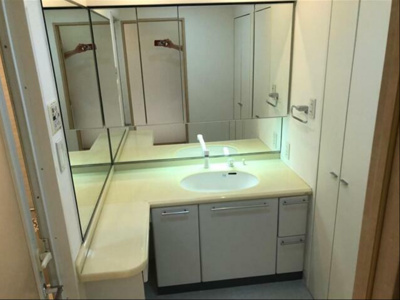 【独立洗面台】 | 日神パレステージ東新宿イーストフォート | 独立洗面化粧台が付いています