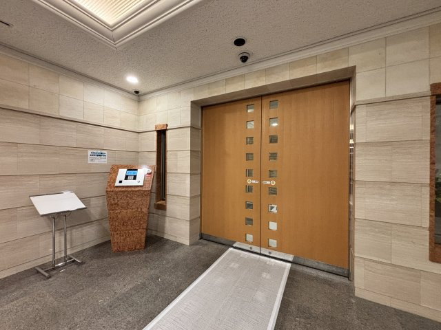 スカイフロントタワー川口のエントランス