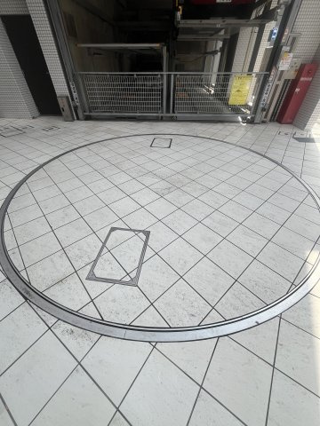 ルフィット神宮北参道の駐車場