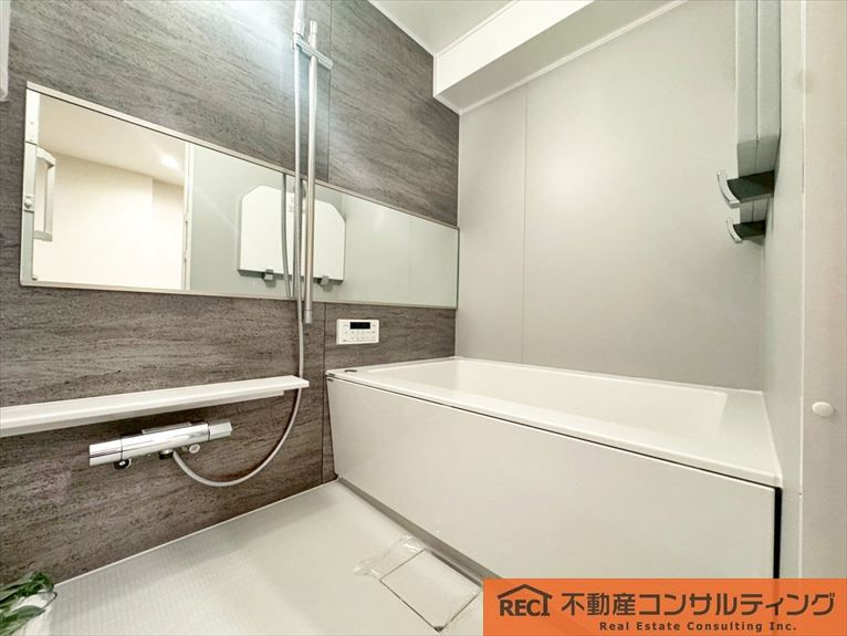 新甲子園マンションの浴室