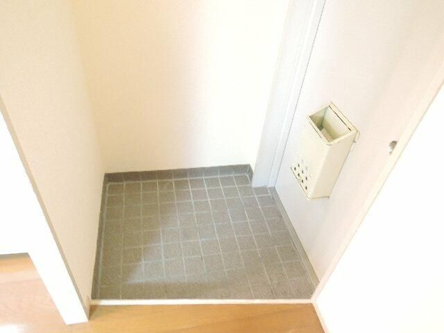 正栄マンションの玄関