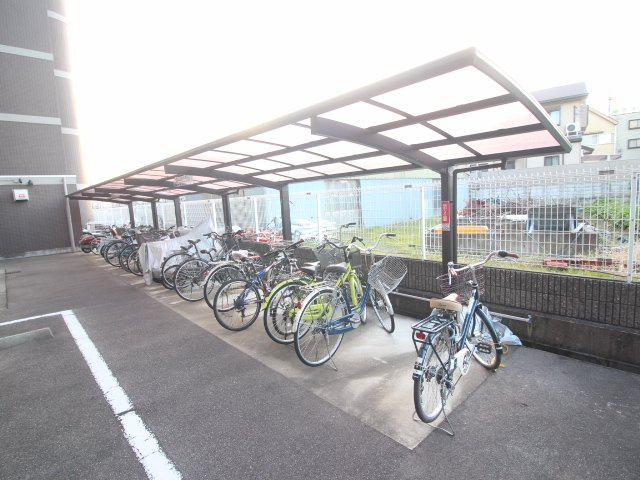 ファーストのその他共用部分|駐輪場