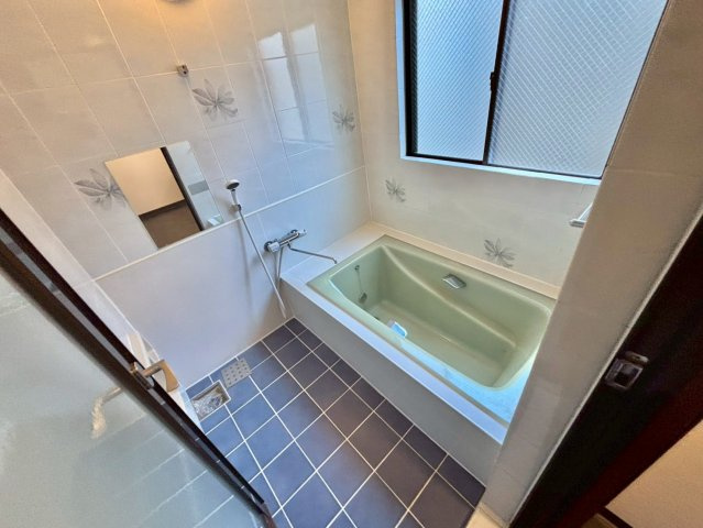 土山第三ビルの浴室