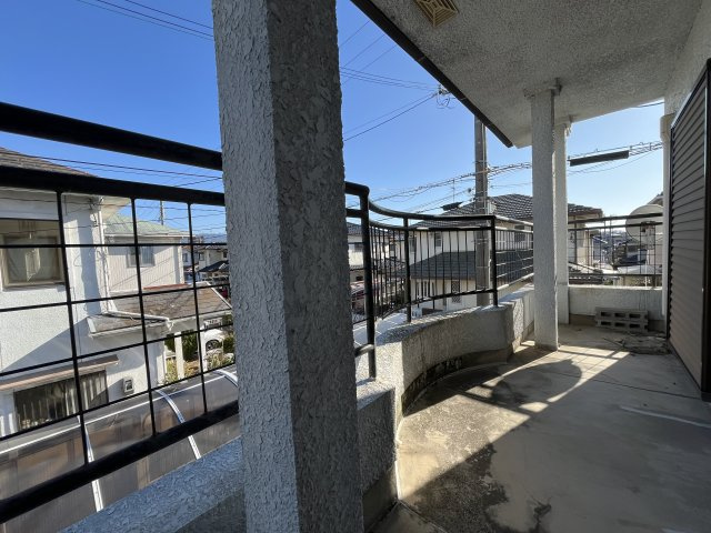 熊取町若葉1丁目　中古戸建のバルコニー|2階はバルコニーが2か所ございます。